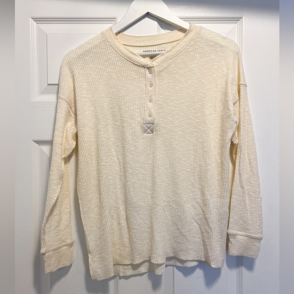 American Eagle top, American Eagle long sleeve shirt